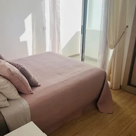 Cosy Modern House - Center - Old Town 别墅 *