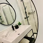 Villa Cosy Modern House - Center - Old Town Albufeira