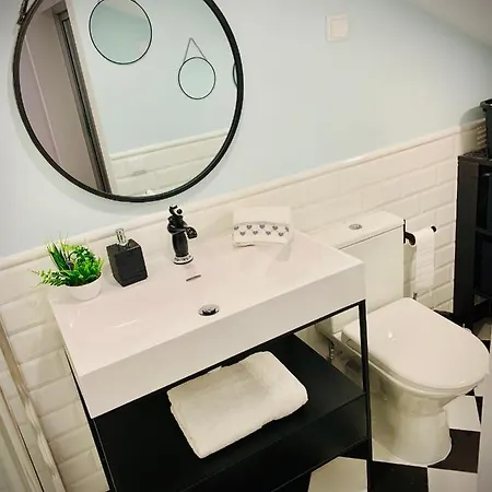 Cosy Modern House - Center - Old Town Villa *